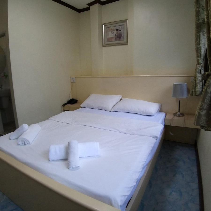 Linda Rooms Chanthaburi Buitenkant foto