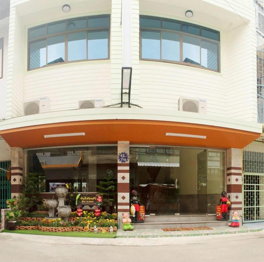 Linda Rooms Chanthaburi Buitenkant foto