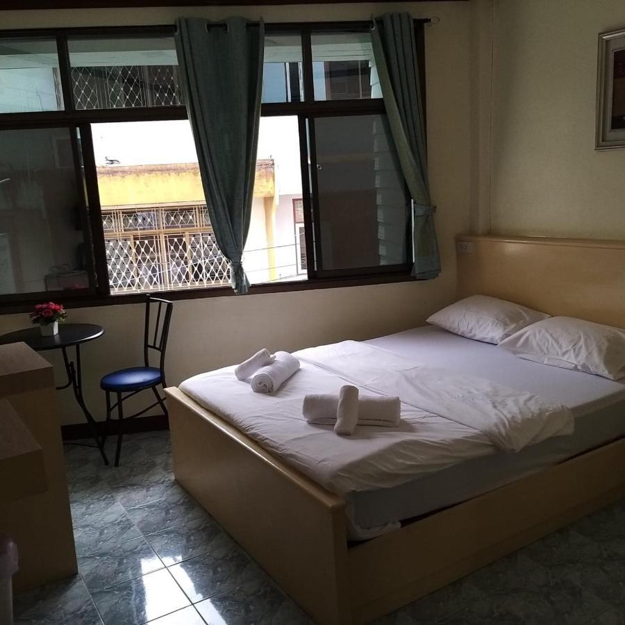Linda Rooms Chanthaburi Buitenkant foto