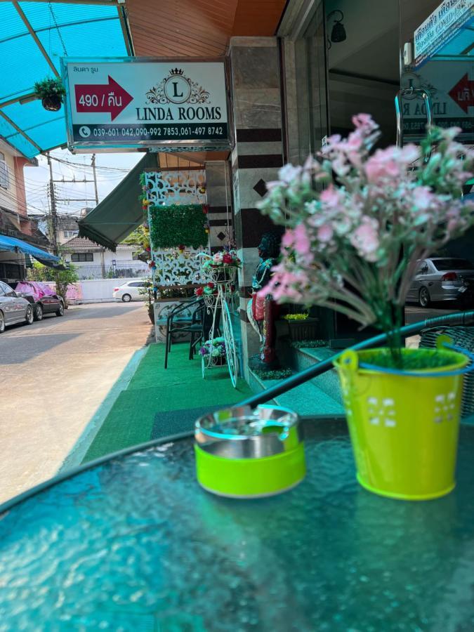 Linda Rooms Chanthaburi Buitenkant foto