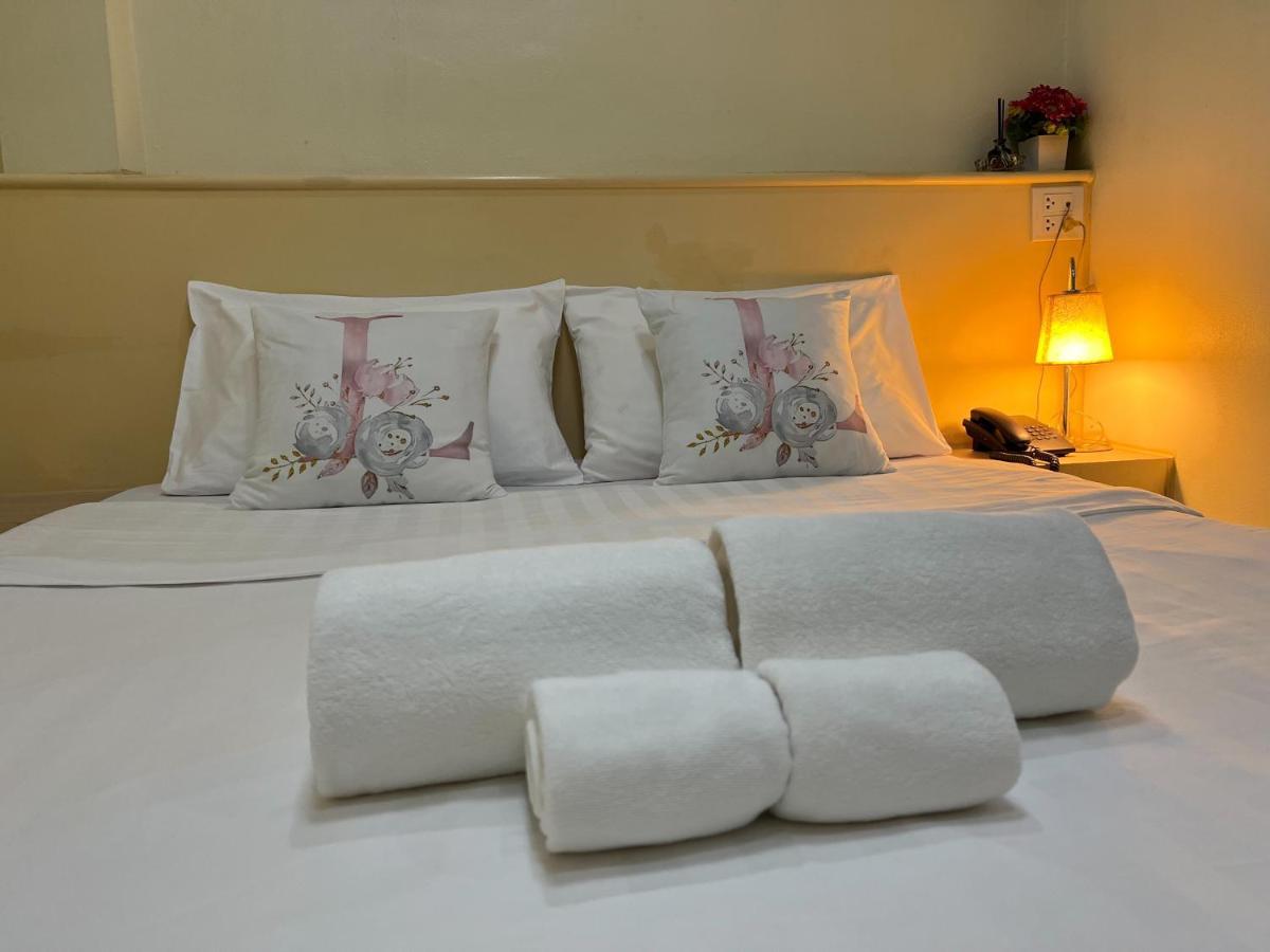 Linda Rooms Chanthaburi Buitenkant foto